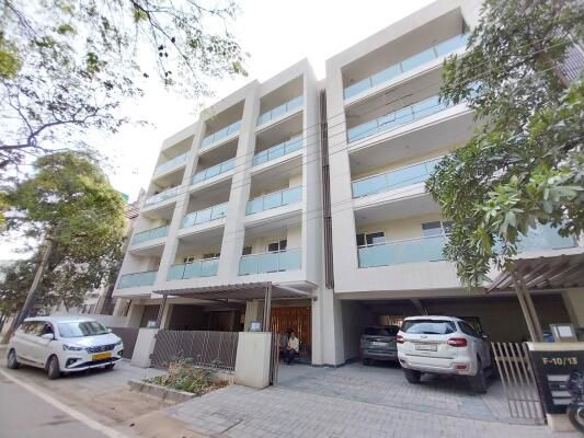 4 BHK + Servant Room 2160 Sq.Ft. Apartment in DLF Royale Residences