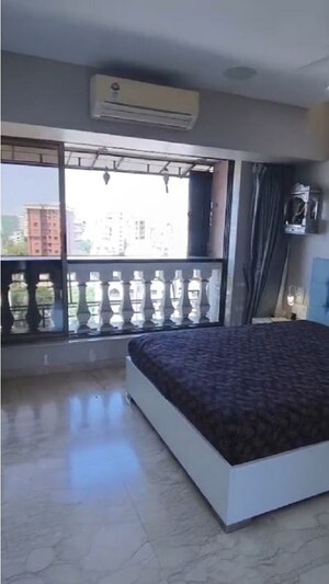 Bedroom in 3 BHK Apartment at Kukreja Golf Scappe, Chembur – for Rent