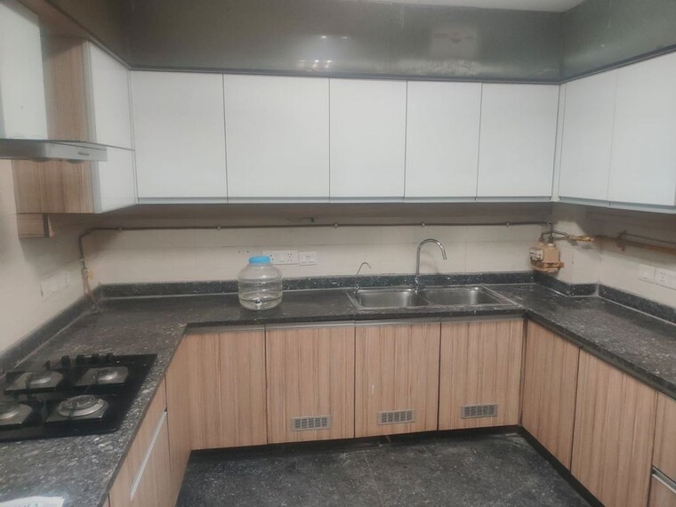 Kitchen, hauz khas 3 Bedroom 1600 Sq.Ft. Builder Floor In Hauz Khas Delhi 10226933