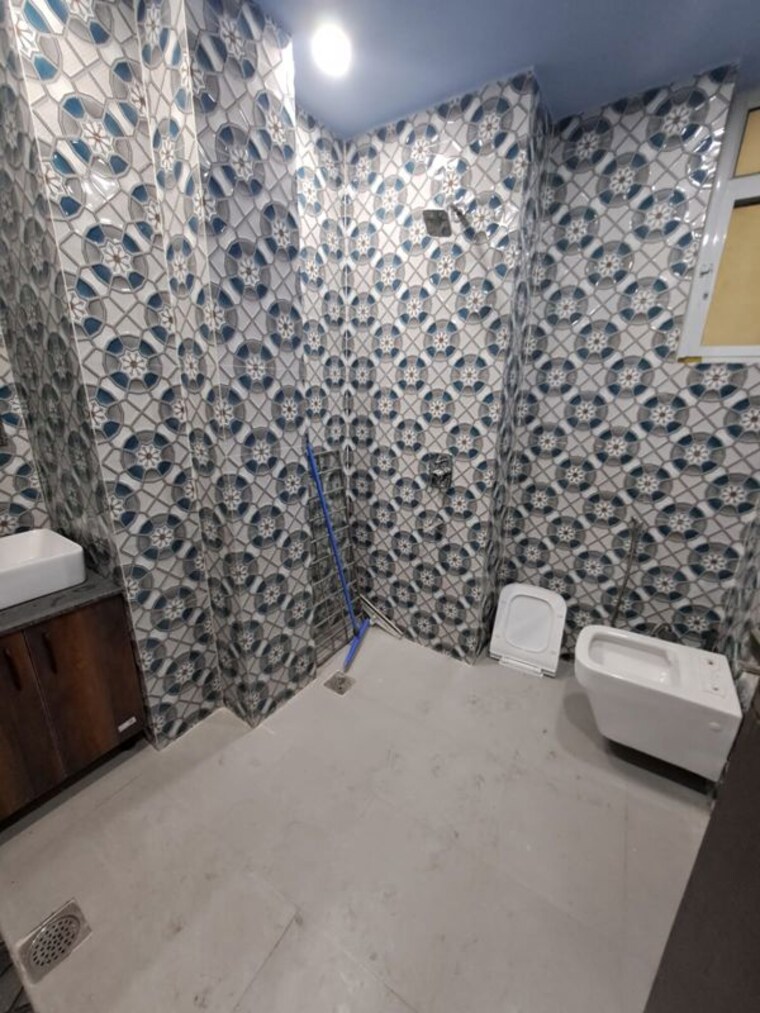 Bathroom, dwarka 3 Bedroom 1450 Sq.Ft. Apartment In Dwarka Delhi 10226934