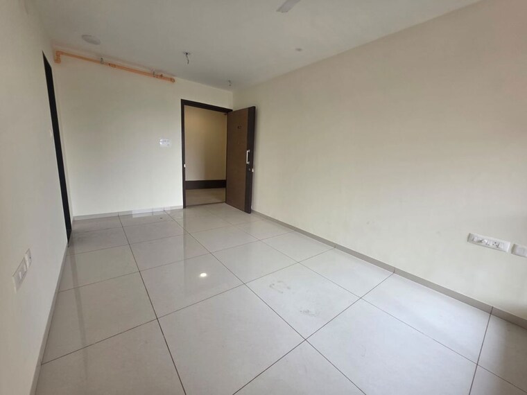 Room, chandak-34-park-estate 1.5 Bedroom 500 Sq.Ft. Apartment In Goregaon West Mumbai 10226964