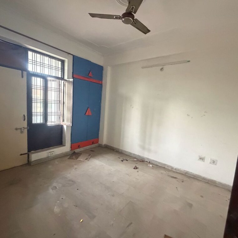 Room, indira nagar 3 Bedroom 1800 Sq.Ft. Apartment In Indira Nagar Lucknow 10227001