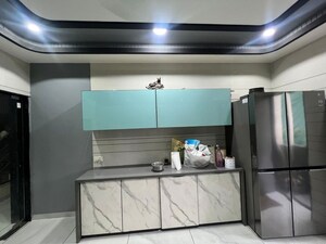 Furnished Amenities in 4 BHK Villa at Thaltej – for Rent