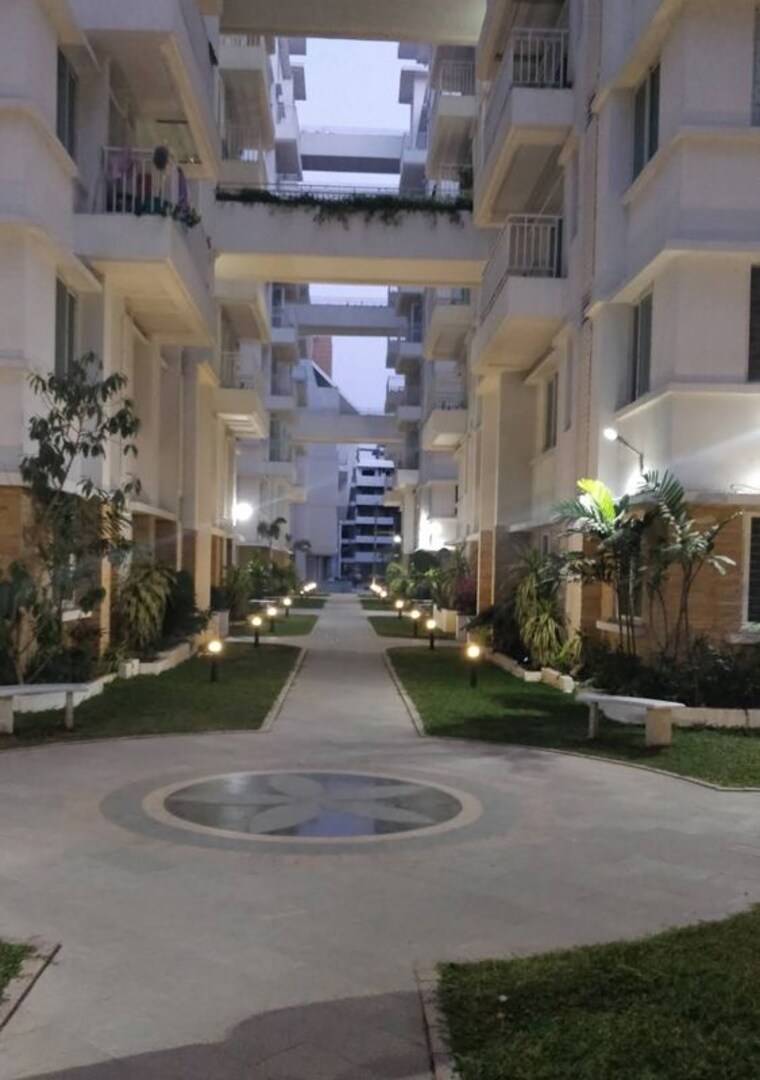  Parking, svc-tree-walk 3 Bedroom 2000 Sq.Ft. Apartment In Kondapur Hyderabad 10227004