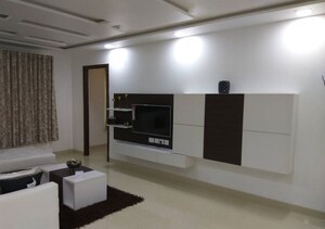 Room in 3 BHK Apartment at SVC Tree Walk, Kondapur – for Rent
