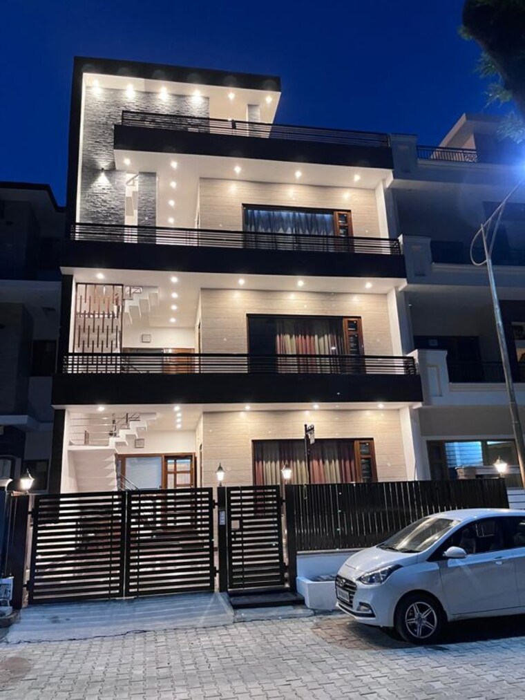 Exterior View, delta i greater noida 5 Bedroom 60 Sq.Mt. Builder Floor In Delta I Greater Noida Greater Noida 10227041