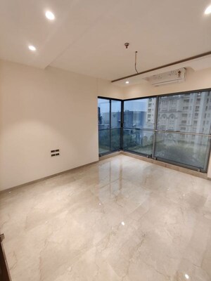 Bedroom in 3.5 BHK Apartment at Ekta Crest, Chembur – for Rent