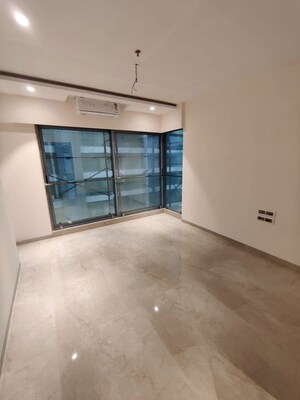 Bedroom in 3.5 BHK Apartment at Ekta Crest, Chembur – for Rent