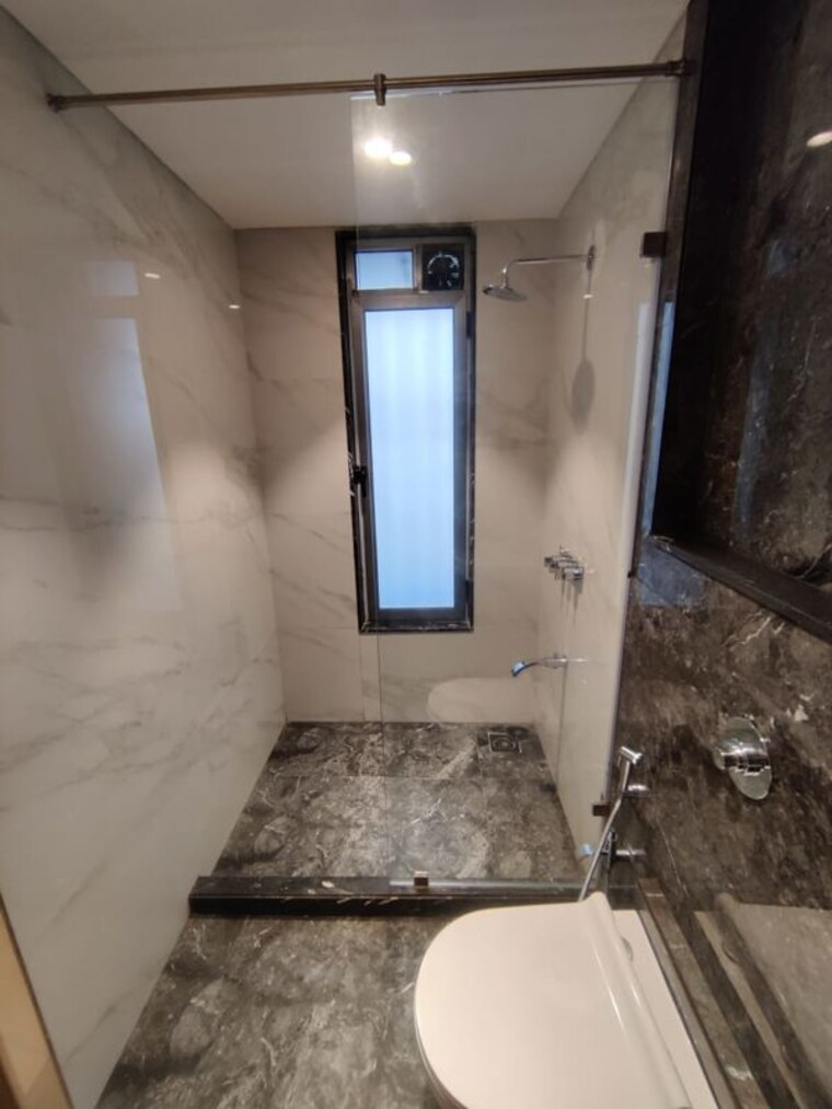 Bathroom, ekta-crest 3.5 Bedroom 1625 Sq.Ft. Apartment In Chembur Mumbai 10226922