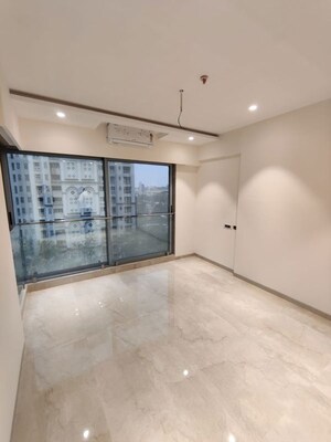 Bedroom in 3.5 BHK Apartment at Ekta Crest, Chembur – for Rent