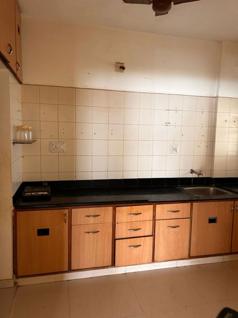 Kitchen, vastrapur 3 Bedroom 1700 Sq.Ft. Apartment In Vastrapur Ahmedabad 10227175