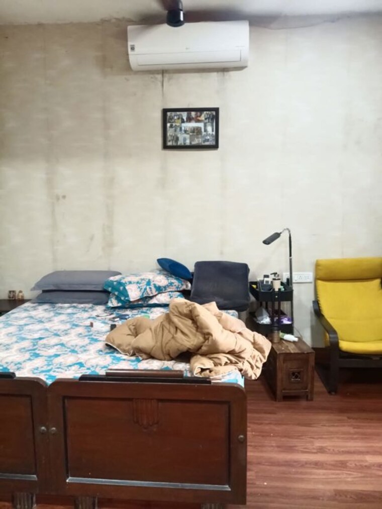 Bedroom, kemps corner 2.5 Bedroom 2200 Sq.Ft. Apartment In Kemps Corner Mumbai 10227238