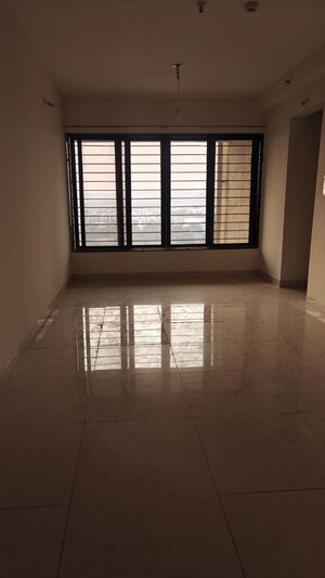 Room in 2.5 BHK Apartment at Magarpatta Nanded City Sargam, Sinhagad – for Rent