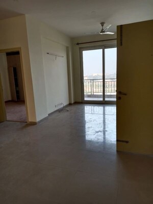2 BHK Apartment For Rent in Godrej Air Sector 85, Sector 85