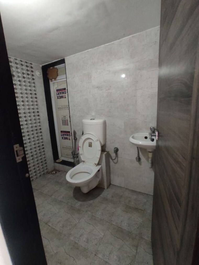 Bathroom, shah-arcade-ii 2 Bedroom 1178 Sq.Ft. Builder Floor In Malad East Mumbai 10227226