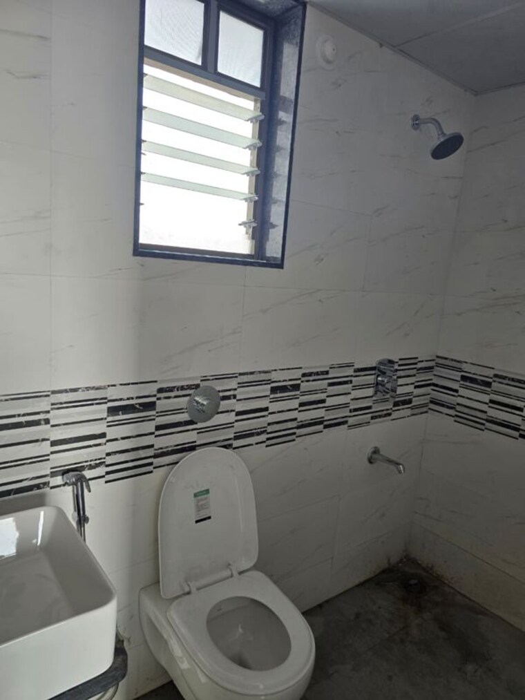 Attached Bathroom, kohinoor-sapphire-3 3 Bedroom 1050 Sq.Ft. Apartment In Tathawade Pune 10227398