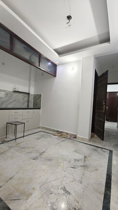 2 BHK Builder Floor For Rent in Govindpuri