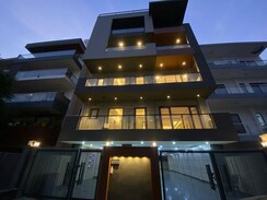 4 BHK + Servant Room,Study Room Builder Floor For Sale in Sector 45
