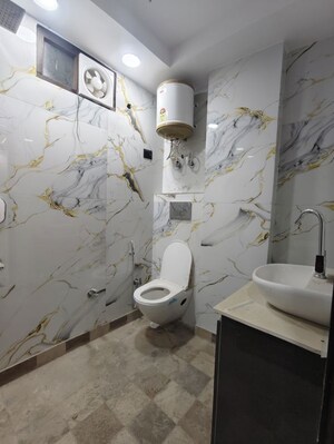 Master Bedroom in 3 BHK Builder Floor at Govindpuri – for Sale