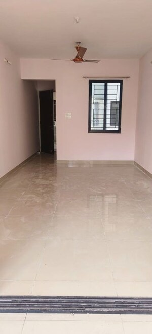 Room in 2 BHK Apartment at Sargam CHS Nanded, Sinhagad Road – for Rent