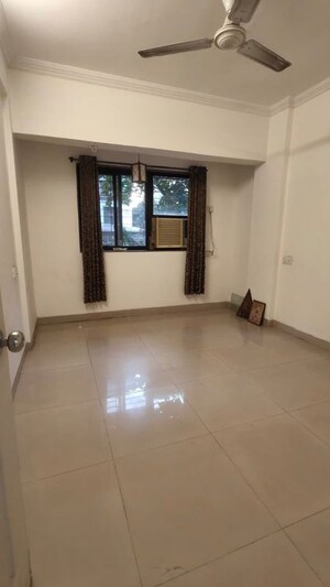 Room in 2 BHK Apartment at Chaurang CHS, Sanpada – for Rent