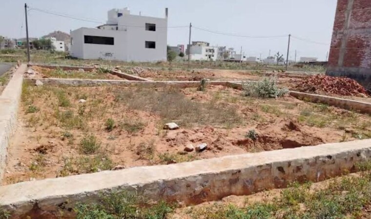 undefined, kisan path  179 Sq.Yd. Plot In Kisan Path Lucknow 10227504