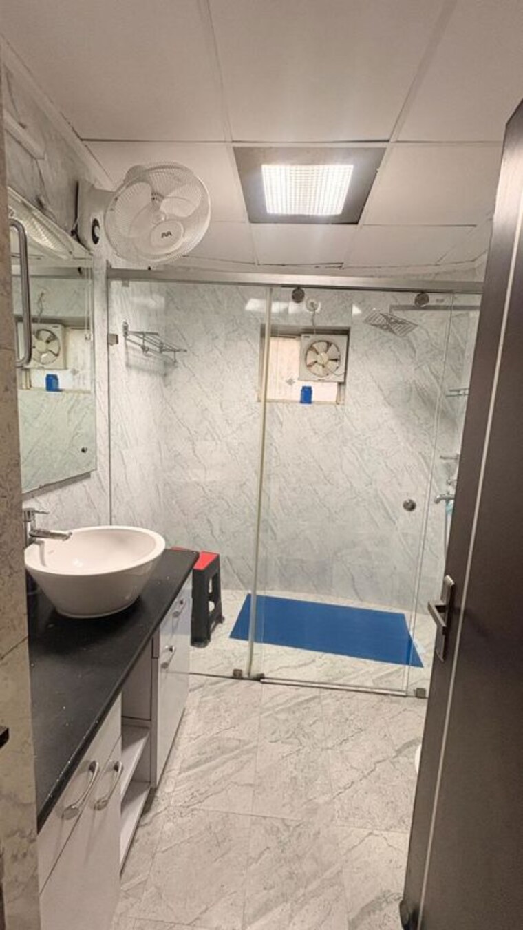 Bathroom, lda-parijaat-apartments 3 Bedroom 1750 Sq.Ft. Apartment In Faizabad Road Lucknow 10227516