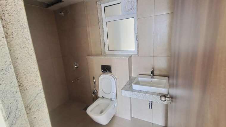 Bathroom, runwal-sanctuary 2 Bedroom 1200 Sq.Ft. Apartment In Mulund West Mumbai 10227523