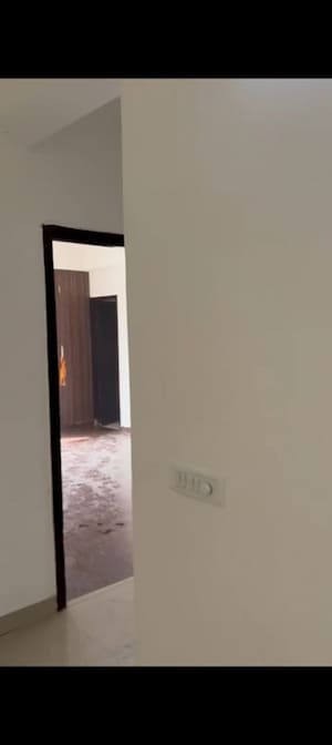 Room in 3 BHK Apartment at VVIP Addresses, Raj Nagar Extension – for Sale