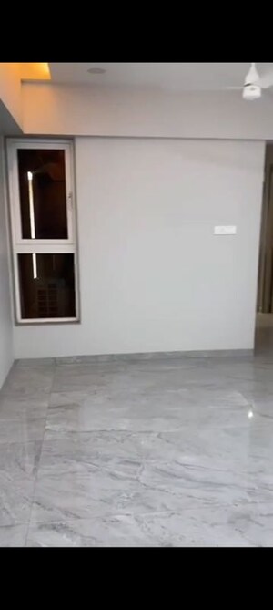 Room in 3 BHK Apartment at Ghatkopar East – for Rent