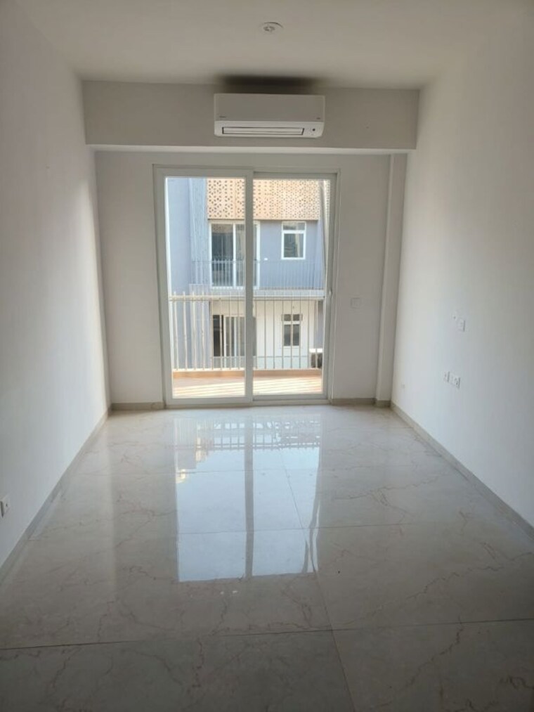 Room, smart-world-orchard 2 Bedroom 1200 Sq.Ft. Apartment In Sector 61 Gurgaon 10227543