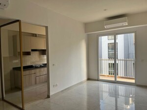 2 BHK Apartment For Sale in Smart World Orchard, Sector 61