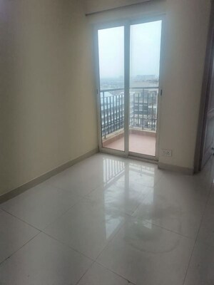 Room in 1 BHK Apartment at Maxblis Grand Wellington, Sector 75 – for Rent