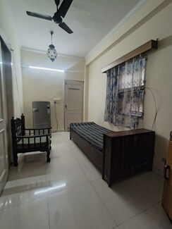 2 BHK + Servant Room Builder Floor For Rent in Malviya Nagar