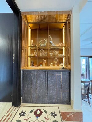 Furnished Amenities in 3 BHK Apartment at Hauz Khas – for Rent