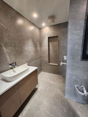 Bathroom in 4 BHK Builder Floor at Dlf Phase I – for Rent