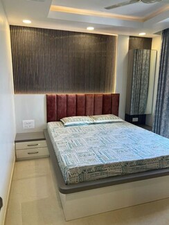 4 BHK + Servant Room Apartment For Rent in Om Pallacia