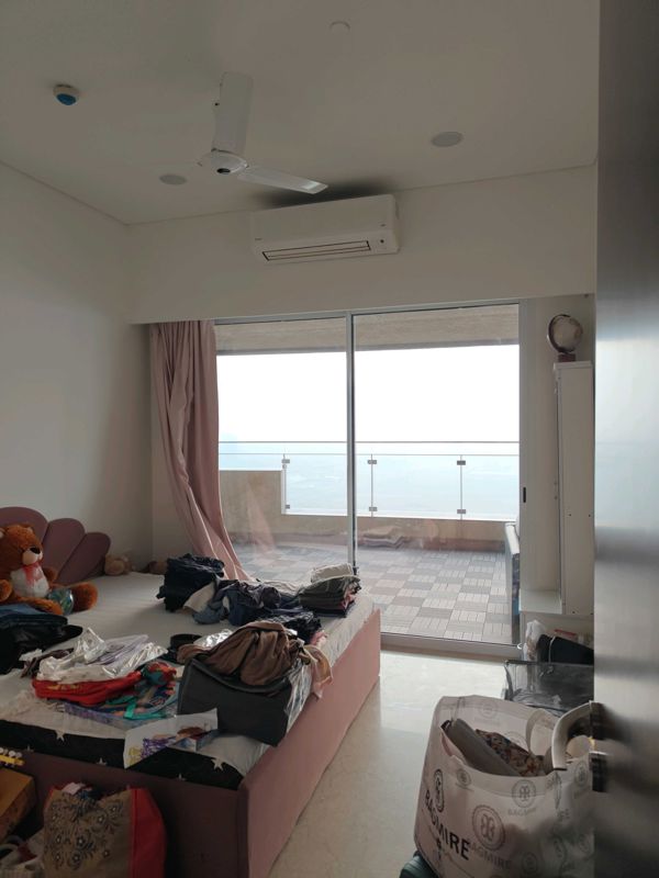 3 BHK + Servant Room 1850 Sq.Ft. Apartment in Lokhandwala Minerva Mahalaxmi