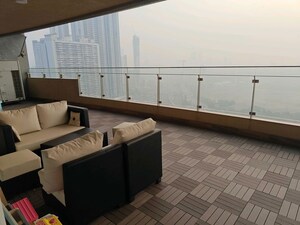 Balcony in 3 BHK Apartment at Lokhandwala Minerva Mahalaxmi, Mahalaxmi – for Rent