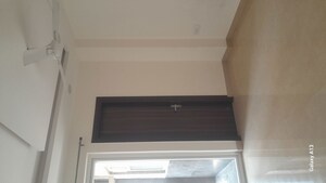 Furnished Amenities in 3 BHK Builder Floor at Unitech South City II, Sector 50 – for Rent