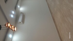 Furnished Amenities in 3 BHK Builder Floor at Unitech South City II, Sector 50 – for Rent