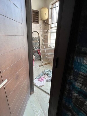 Bathroom in 4 BHK Builder Floor at Nehru Nagar Iii – for Sale