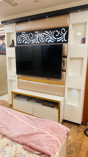 Furnished Amenities in 3 BHK Apartment at Windsor Paradise 2, Raj Nagar Extension – for Rent