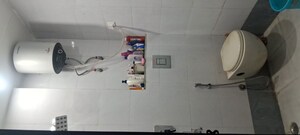 Attached Bathroom in 1 BHK Apartment at Sarita Vihar – for Rent