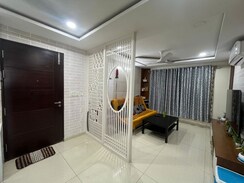 3 BHK + Pooja Room Apartment For Rent in Marina Skies