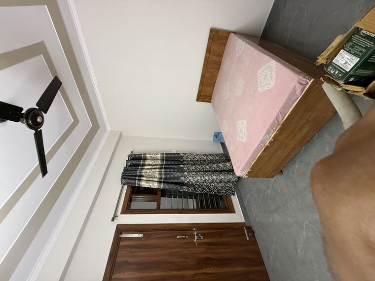 undefined, sector 63a 2.5 Bedroom 900 Sq.Ft. Builder Floor In Sector 63a Noida 10227637