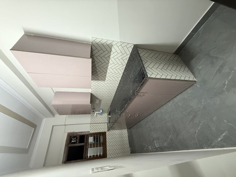 Kitchen, sector 63a 2.5 Bedroom 900 Sq.Ft. Builder Floor In Sector 63a Noida 10227637