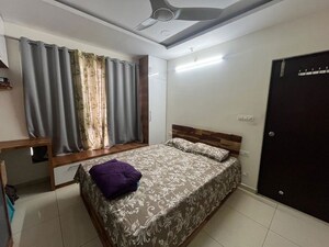 Bedroom in 2 BHK Apartment at Marina Skies, Hi Tech City – for Rent