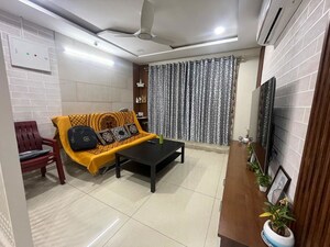 Team Area in 2 BHK Apartment at Marina Skies, Hi Tech City – for Rent