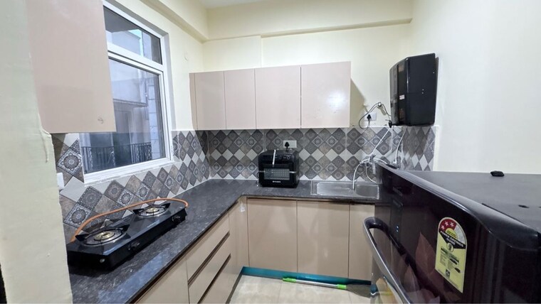 Kitchen, signature-global-park-4-and-5 2 Bedroom 845 Sq.Ft. Independent House In Sohna Sector 36 Gurgaon 10227638